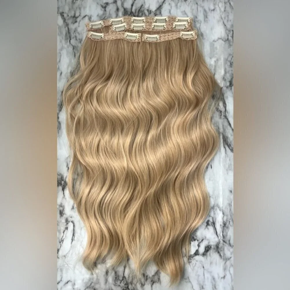 20 IN VOLUMIZING WEFT CLIP IN SET LIGHT BLONDE CURLY WAVE HAIR EXTENSION…
